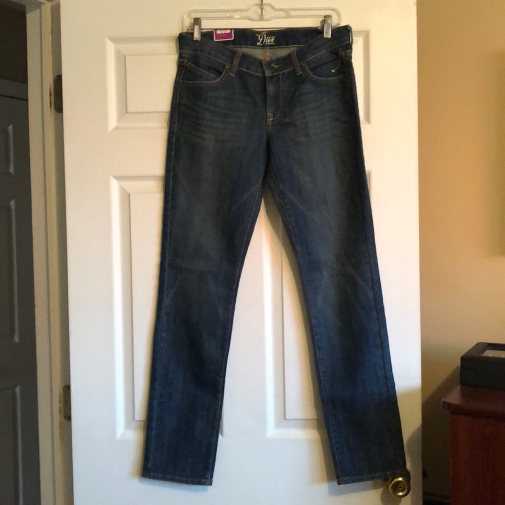Old Navy the Diva Low Rise Jeans